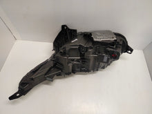 Laden Sie das Bild in den Galerie-Viewer, Frontscheinwerfer Land Rover Range I Velar N8A2-13W029-EC Full LED Rechts SCH2038117193uk