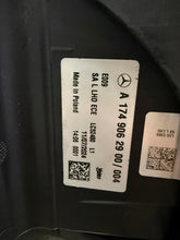 Laden Sie das Bild in den Galerie-Viewer, Frontscheinwerfer Mercedes-Benz Cla A1749064202 A1749062900 LED Ein Satz SCH7024610883im