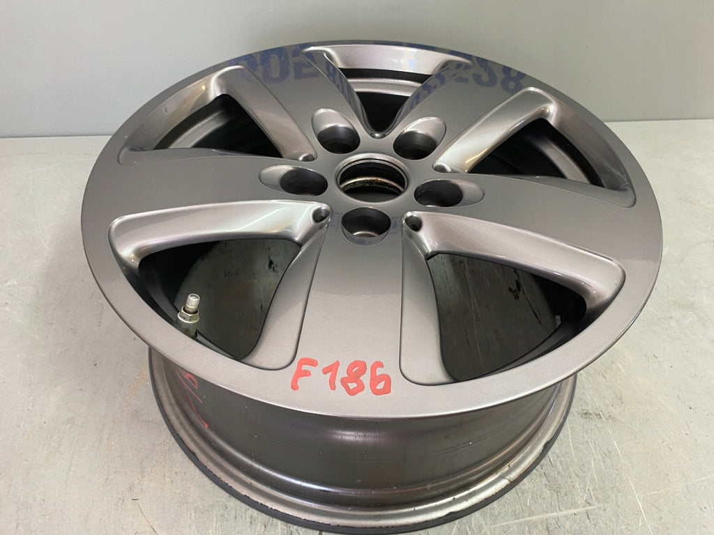 1x Alufelge 16 Zoll 7.0" 5x112 47ET Glanz Grau 6897609 BMW 1 F40 Rim Wheel