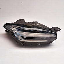 Laden Sie das Bild in den Galerie-Viewer, Frontscheinwerfer Volvo Xc90 II FULL LED Rechts Scheinwerfer Headlight