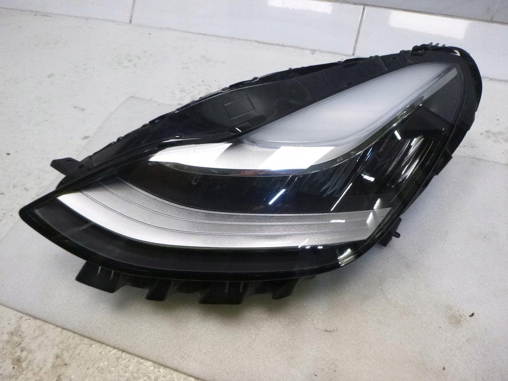 Frontscheinwerfer Tesla Model 3 1077375-50-B LED Links Scheinwerfer Headlight