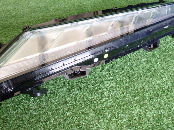 Frontscheinwerfer Mitsubishi Eclipse Cross EDM92205010 Links Headlight SCH2400429161go