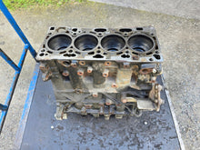 Laden Sie das Bild in den Galerie-Viewer, Motorblock Audi A3 CXX 1.6 TDI 110PS 81kW Diesel Unkomplett