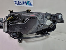 Laden Sie das Bild in den Galerie-Viewer, Frontscheinwerfer BMW 3 E91 E90 631169427389 Rechts Scheinwerfer Headlight SCH5038227806kt