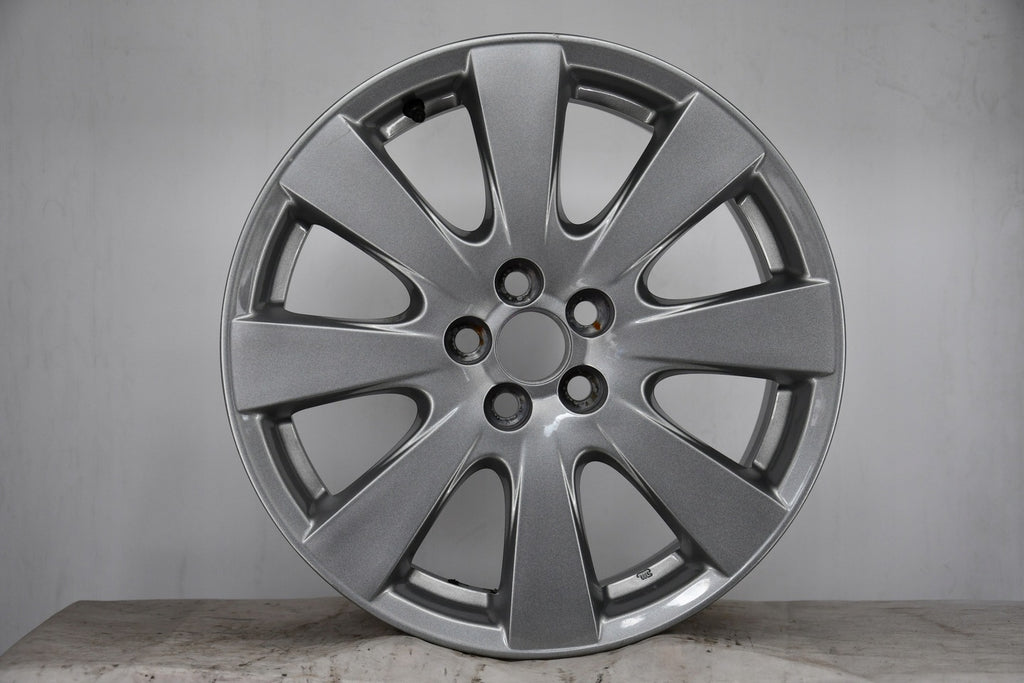1x Alufelge 17 Zoll 7.0" 5x100 45ET Glanz Silber 42611-YY200 Toyota Rim Wheel