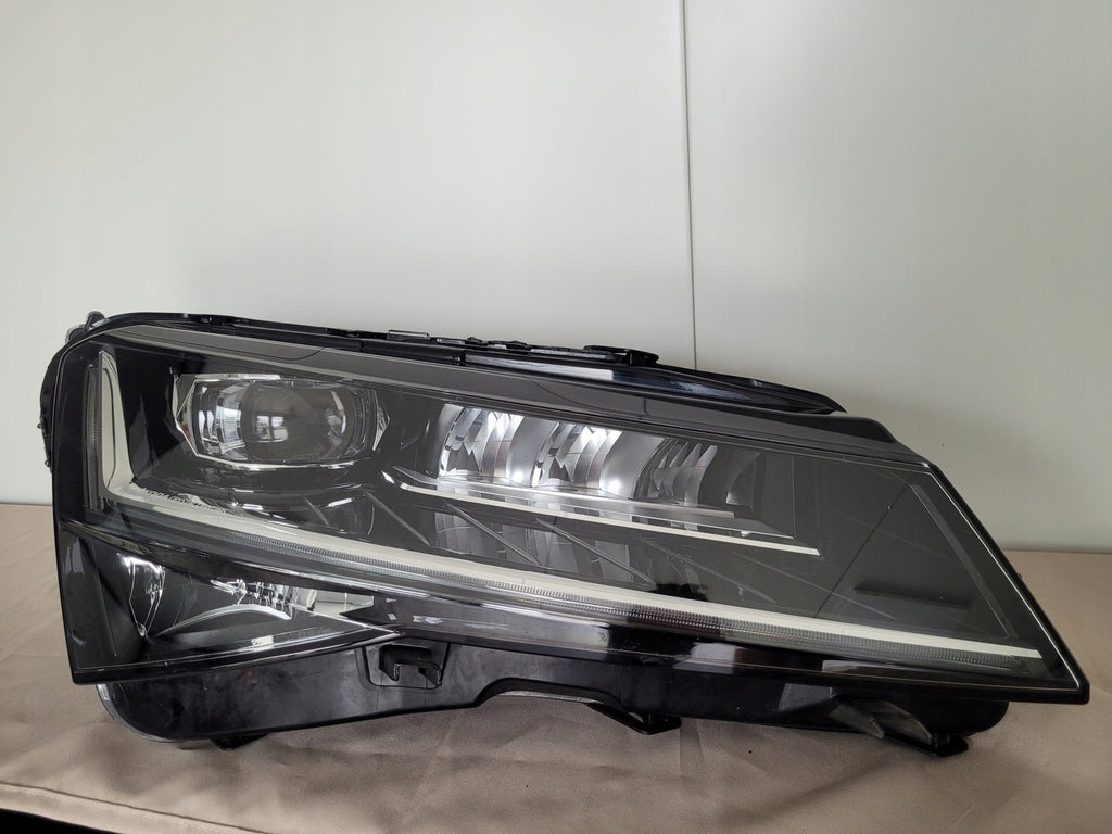 Frontscheinwerfer Skoda Superb III 3V1941016D Rechts Scheinwerfer Headlight SCH8618709066zn