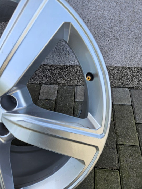 1x Alufelge 20 Zoll 9.0" 5x112 38ET 4KE601025S Audi Rim Wheel FEL3364425505oi