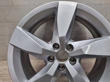 Load image into Gallery viewer, 1x Alufelge 17 Zoll 6.5" 5x100 39ET Glanz Silber 2GM601025A VW T-Cross Rim Wheel FEL1770833189li