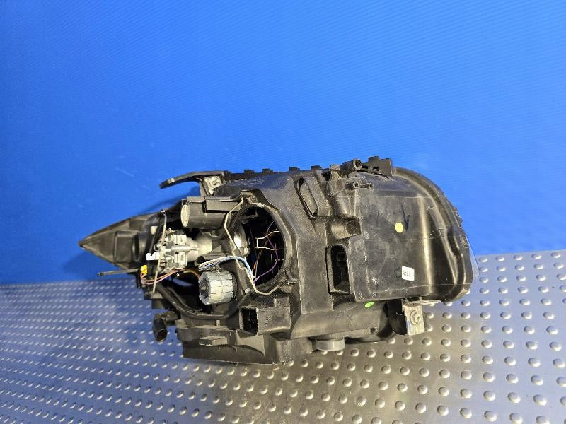 Frontscheinwerfer BMW 1 E81 E82 E87 6824489-08 Xenon Links Headlight