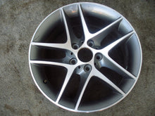 Laden Sie das Bild in den Galerie-Viewer, 1x Alufelge 18 Zoll 8.5" 5x120 52ET 6858734 BMW E88 E81 E82 E87 F20 Rim Wheel FEL3726185750vz