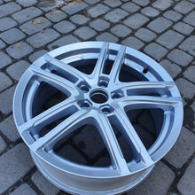 Laden Sie das Bild in den Galerie-Viewer, 1x Alufelge 18 Zoll 7.0" 5x112 43ET TTZ18SA43E Rim Wheel FEL8007070397ub