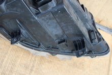 Laden Sie das Bild in den Galerie-Viewer, Frontscheinwerfer Mercedes-Benz Sprinter A9109060000 Links Headlight SCH4595156745tj