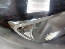 Laden Sie das Bild in den Galerie-Viewer, Frontscheinwerfer Ford Focus FRC96605 Rechts Scheinwerfer Headlight SCH8950890827ix