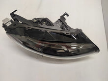 Laden Sie das Bild in den Galerie-Viewer, Frontscheinwerfer Mercedes-Benz Cla A1749062602 Rechts Scheinwerfer Headlight SCH5779450639dm