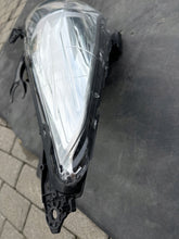 Laden Sie das Bild in den Galerie-Viewer, Frontscheinwerfer Peugeot 3008 89903245 Rechts Scheinwerfer Headlight SCH7821998061ps