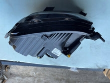 Laden Sie das Bild in den Galerie-Viewer, Frontscheinwerfer Citroën C5 Aircross 9816925580 Full LED Rechts oder Links