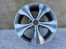 Laden Sie das Bild in den Galerie-Viewer, 1x Alufelge 18 Zoll 7.0" 5x114.3 Honda Crv Cr-V Rim Wheel FEL7987972362js