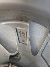 Laden Sie das Bild in den Galerie-Viewer, 1x Alufelge 17 Zoll 5.0" 4x100 40ET Glanz Silber CMS1210-5- Toyota Aygo X FEL9899576385iq