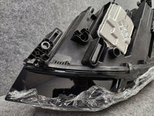Laden Sie das Bild in den Galerie-Viewer, Frontscheinwerfer VW Touran 5TB941082B Rechts Scheinwerfer Headlight SCH3332953034nx