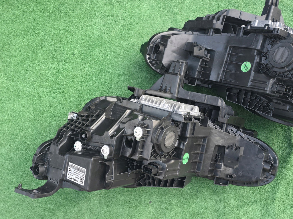 Frontscheinwerfer Volvo 80000628 80000401 Full LED Ein Satz Headlight SCH6635385722wj