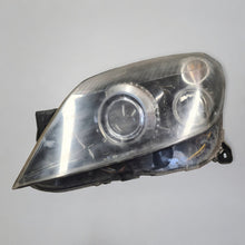 Laden Sie das Bild in den Galerie-Viewer, Frontscheinwerfer Opel Astra H Xenon Links Scheinwerfer Headlight