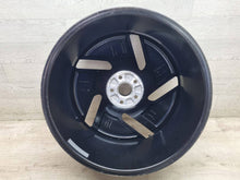 Laden Sie das Bild in den Galerie-Viewer, 1x Alufelge 21 Zoll 5x112 11A601025B VW Id.4 Rim Wheel FEL5300691835fb