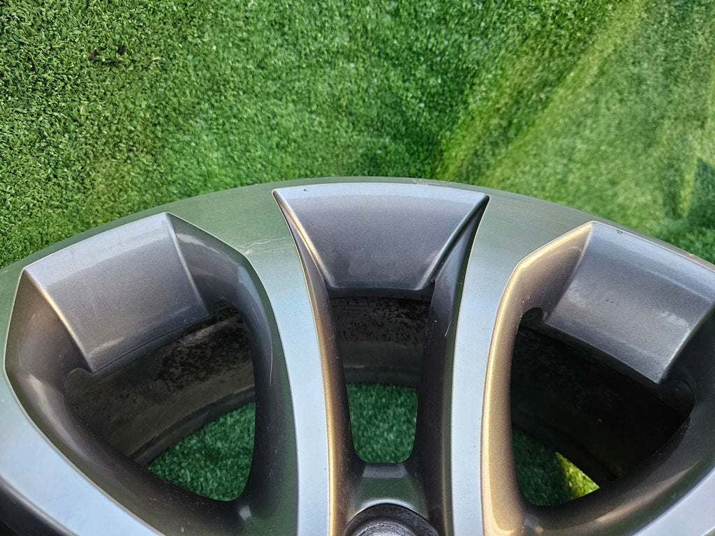 1x Alufelge 17 Zoll 7.0" 5x114.3 47ET Nissan Juke Rim Wheel