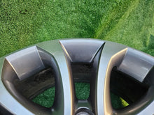 Load image into Gallery viewer, 1x Alufelge 17 Zoll 7.0&quot; 5x114.3 47ET Nissan Juke Rim Wheel