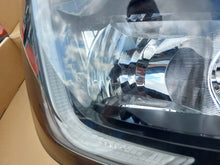 Load image into Gallery viewer, Frontscheinwerfer Renault Master 260105567 Rechts Scheinwerfer Headlight