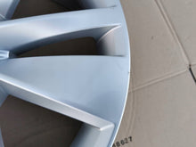 Load image into Gallery viewer, 1x Alufelge 18 Zoll 565601025C Skoda Kodiaq Rim Wheel FEL8927393210dn