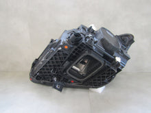 Laden Sie das Bild in den Galerie-Viewer, Frontscheinwerfer Mercedes-Benz W247 A2479061004 LED Rechts Headlight SCH2302063938eq