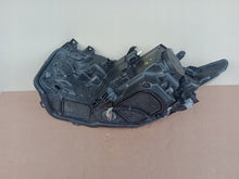 Laden Sie das Bild in den Galerie-Viewer, Frontscheinwerfer Toyota Auris 81110-02K60 Rechts Scheinwerfer Headlight