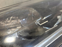 Laden Sie das Bild in den Galerie-Viewer, Frontscheinwerfer Ford Focus NX7B-13E014-CD Rechts Scheinwerfer Headlight SCH6804241478ae