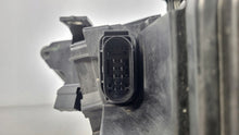 Laden Sie das Bild in den Galerie-Viewer, Frontscheinwerfer Audi Q3 8U0941034 Xenon Rechts Scheinwerfer Headlight SCH7165338107rp