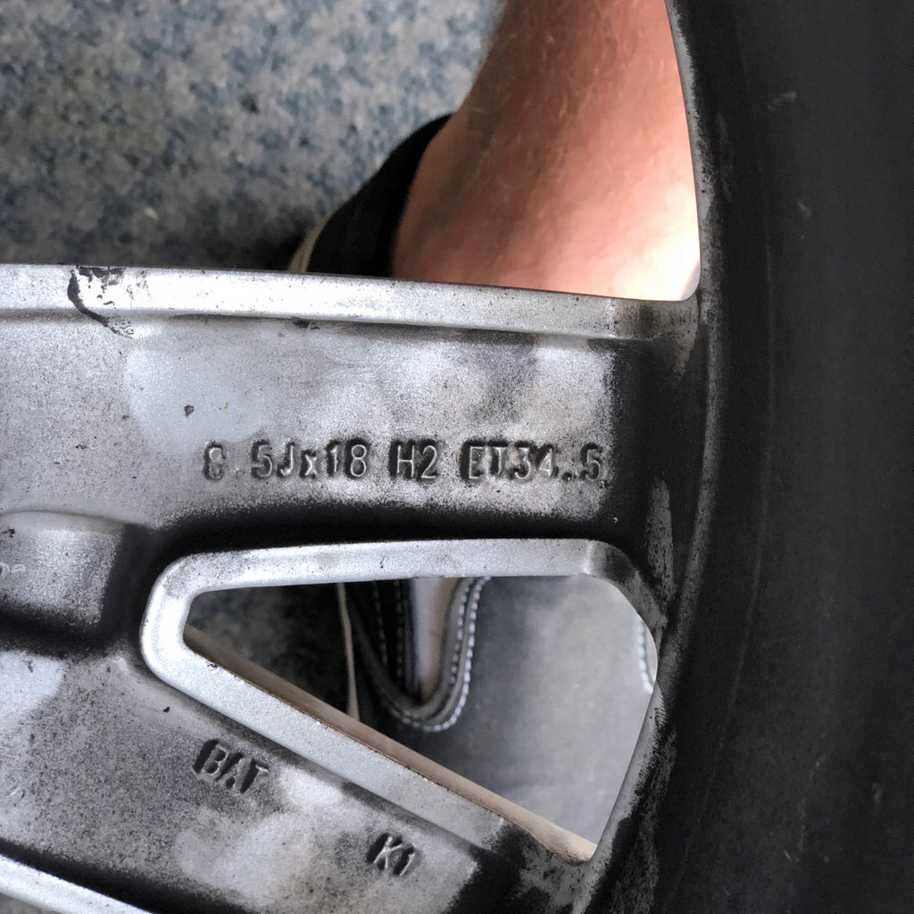 1x Alufelge 18 Zoll 8.5" 5x112 A2184011202 Mercedes-Benz Cls Rim Wheel