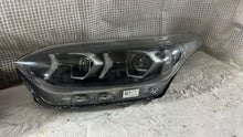 Laden Sie das Bild in den Galerie-Viewer, Frontscheinwerfer Kia Ceed 92102J7500 Ein Stück (Rechts oder Links) Headlight