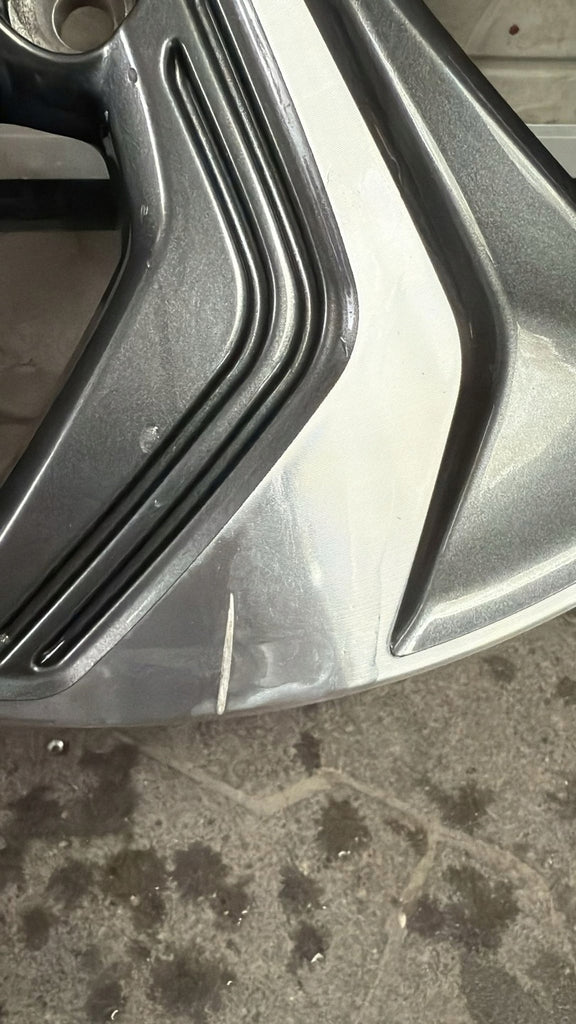 1x Alufelge 16 Zoll 6.5" 5x114.3 44ET 52910-CM100 Hyundai Kona Rim Wheel