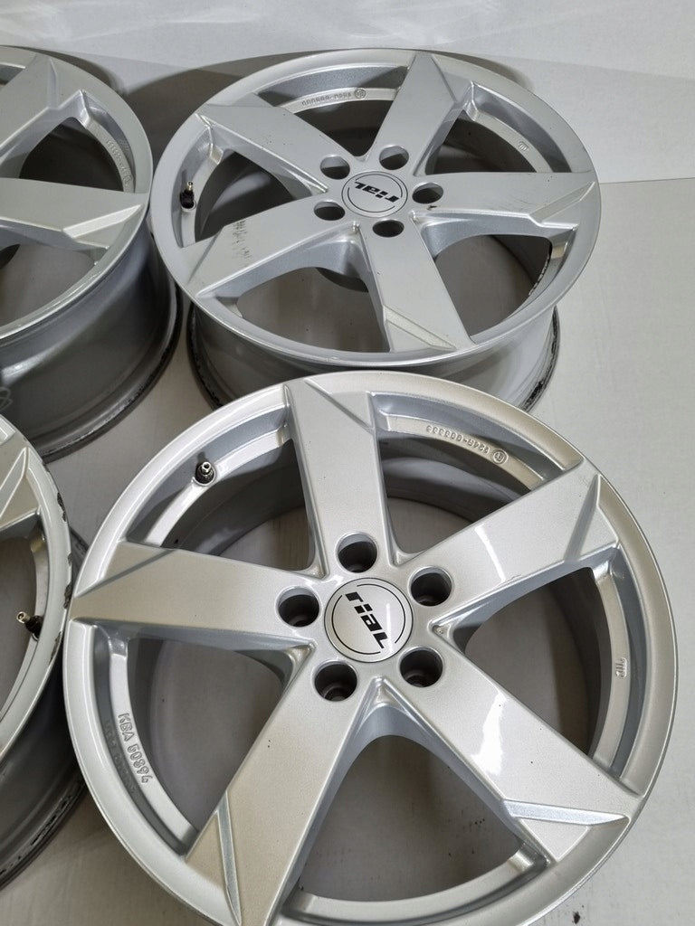 4x Alufelge 17 Zoll 7.5" 5x112 28ET Glanz Silber Audi Rim Wheel FEL2218018472re