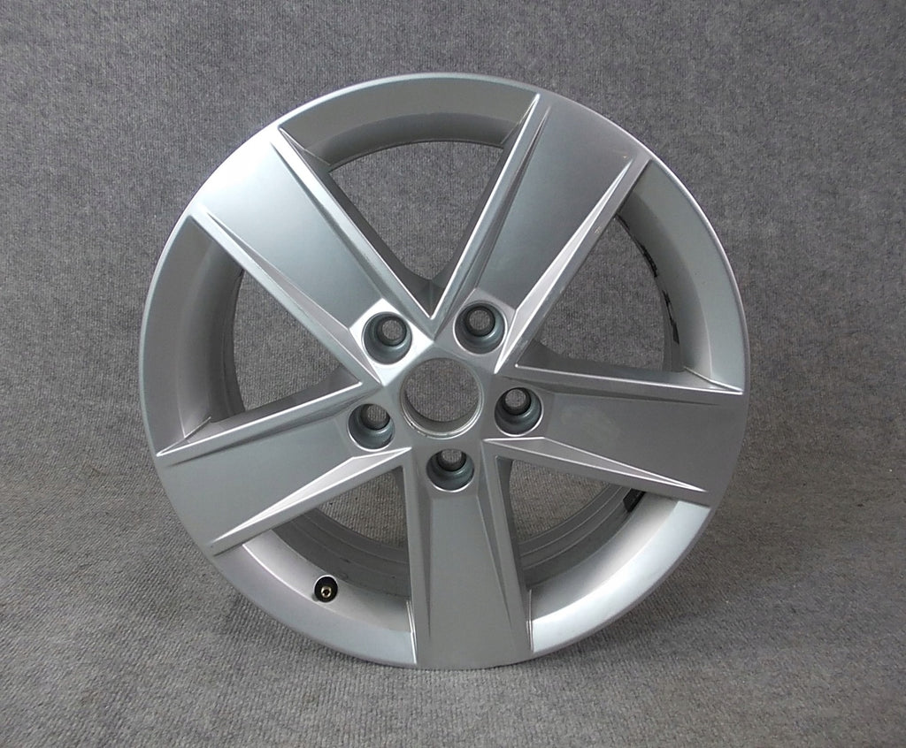 1x Alufelge 16 Zoll 6.0" 5x112 48ET Glanz Silber 5E0601025M Skoda Octavia Iii