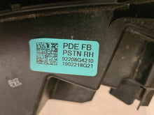 Laden Sie das Bild in den Galerie-Viewer, Frontscheinwerfer Hyundai I30 92208G4210 Rechts Scheinwerfer Headlight SCH1062697590bw