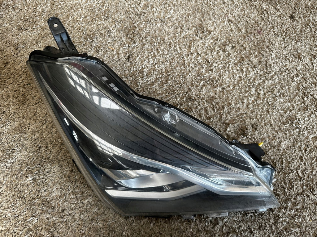 Frontscheinwerfer Toyota Yaris Rechts Scheinwerfer Headlight SCH6744149274zu