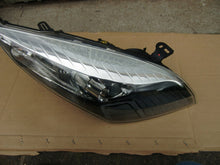 Laden Sie das Bild in den Galerie-Viewer, Frontscheinwerfer Renault Megane III Xenon Links Scheinwerfer Headlight SCH2971315284ld