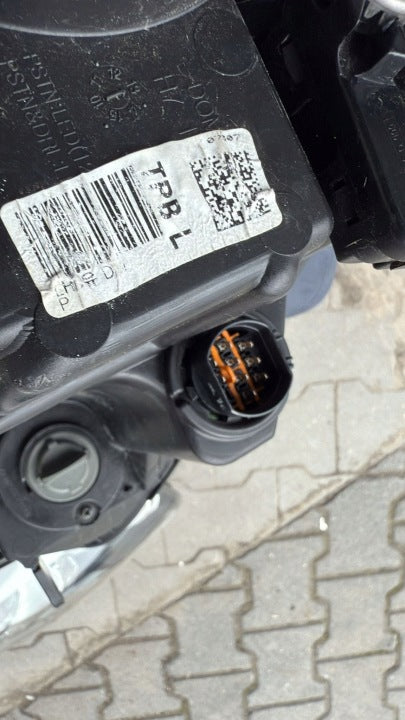 Frontscheinwerfer Kia Picanto LED Ein Satz Scheinwerfer Headlight SCH6450192833rl