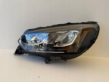 Laden Sie das Bild in den Galerie-Viewer, Frontscheinwerfer Peugeot 2008 208 II 9833036380 LED Links Headlight SCH4206467902et