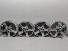 Load image into Gallery viewer, 1x Alufelge 17 Zoll Kia Stonic Rim Wheel FEL4489509069qy