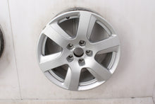 Load image into Gallery viewer, 1x Alufelge 17 Zoll 8.0&quot; 5x112 39ET Glanz Silber 4G0601025 Audi Rim Wheel