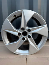 Load image into Gallery viewer, 1x Alufelge 17 Zoll 8.0" 5x112 46ET Glanz Silber 8Y0601025A Audi Rim Wheel FEL4292725189sl