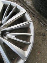 Laden Sie das Bild in den Galerie-Viewer, 1x Alufelge 18 Zoll 7.5&quot; Toyota Avensis Rim Wheel