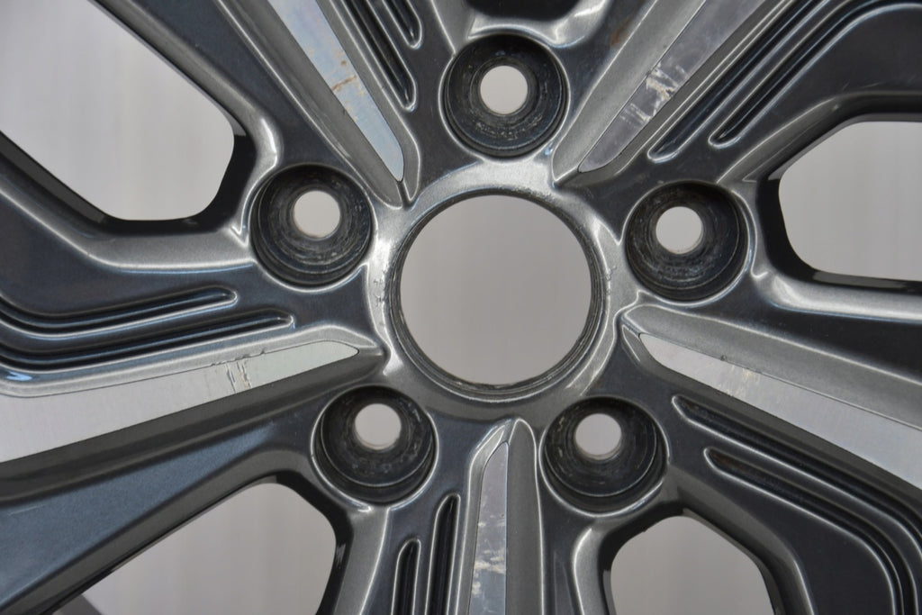 1x Alufelge 16 Zoll 6.5" 5x114.3 50ET Glanz Grau 52910-CM100 Hyundai I Mg FEL8055083231jj