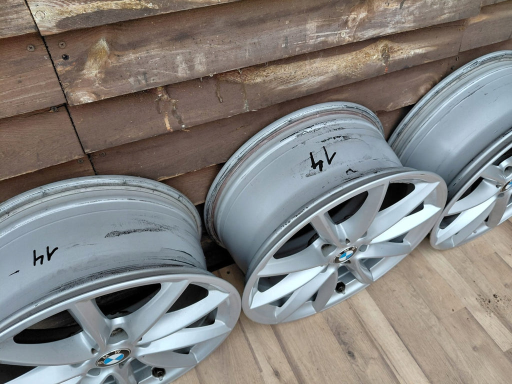 4x Alufelge 17 Zoll 7.5" 5x112 52ET Glanz Silber 6856061 BMW F45 X1 F48 FEL6951213415xs